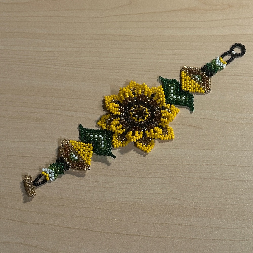 NEW Sunflower Chaquira Beaded Bracelet